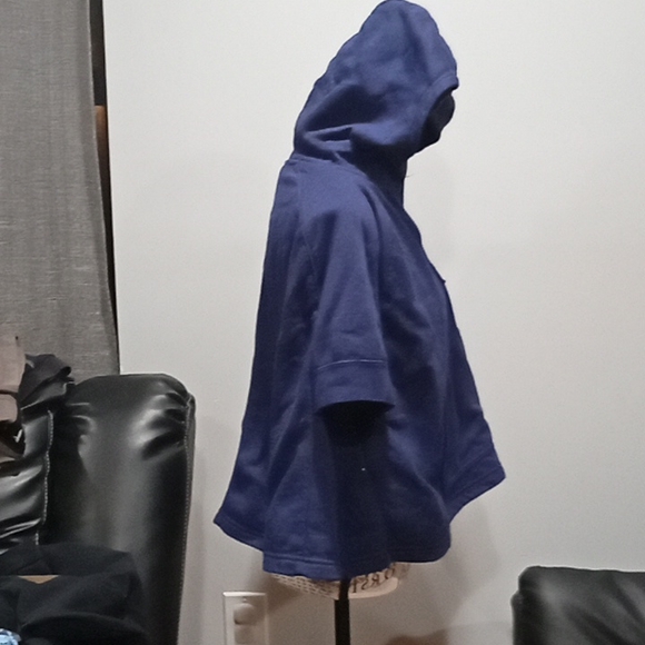 😍NWOT Women's Nike Navy Zip Crop Sweatshirt😍 - Picture 8 of 8